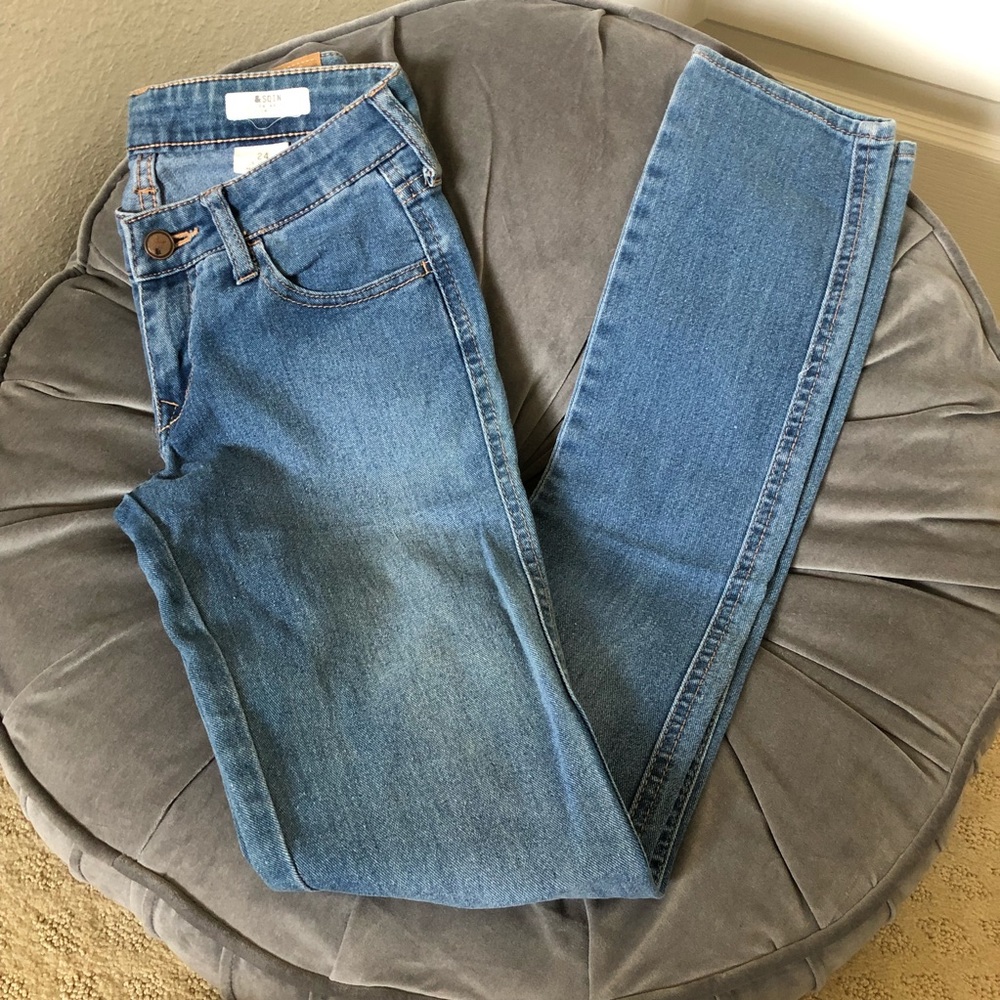 Light Wash Skinny Jeans